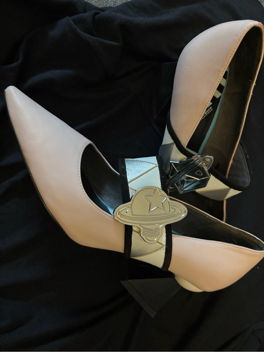 House of Avenues - modern Pink Pointed Mary Jane Heels - Picture 5 of 6